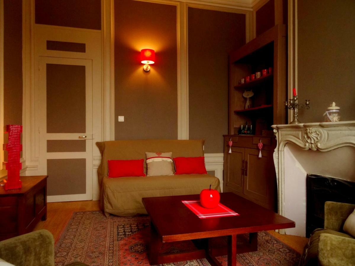 L'Ajoussienne Villa Ngoại thất bức ảnh
